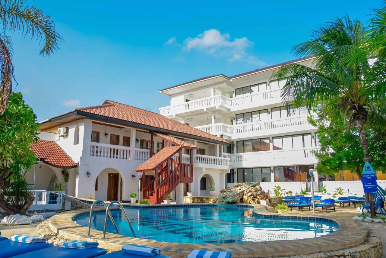 Western Jangwani Sea Breeze Resort
