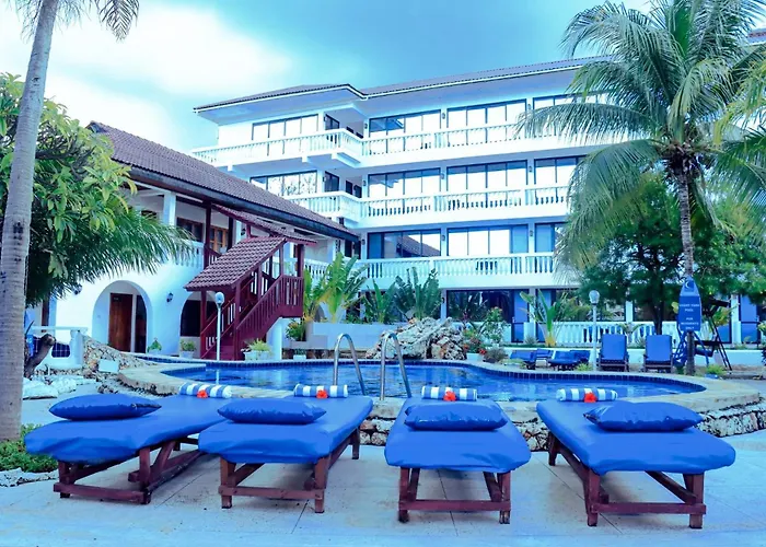 Best Western Jangwani Sea Breeze Resort